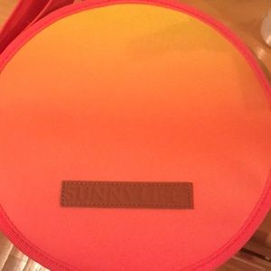 Sunny Life Lovers Picnic Set in Malibu